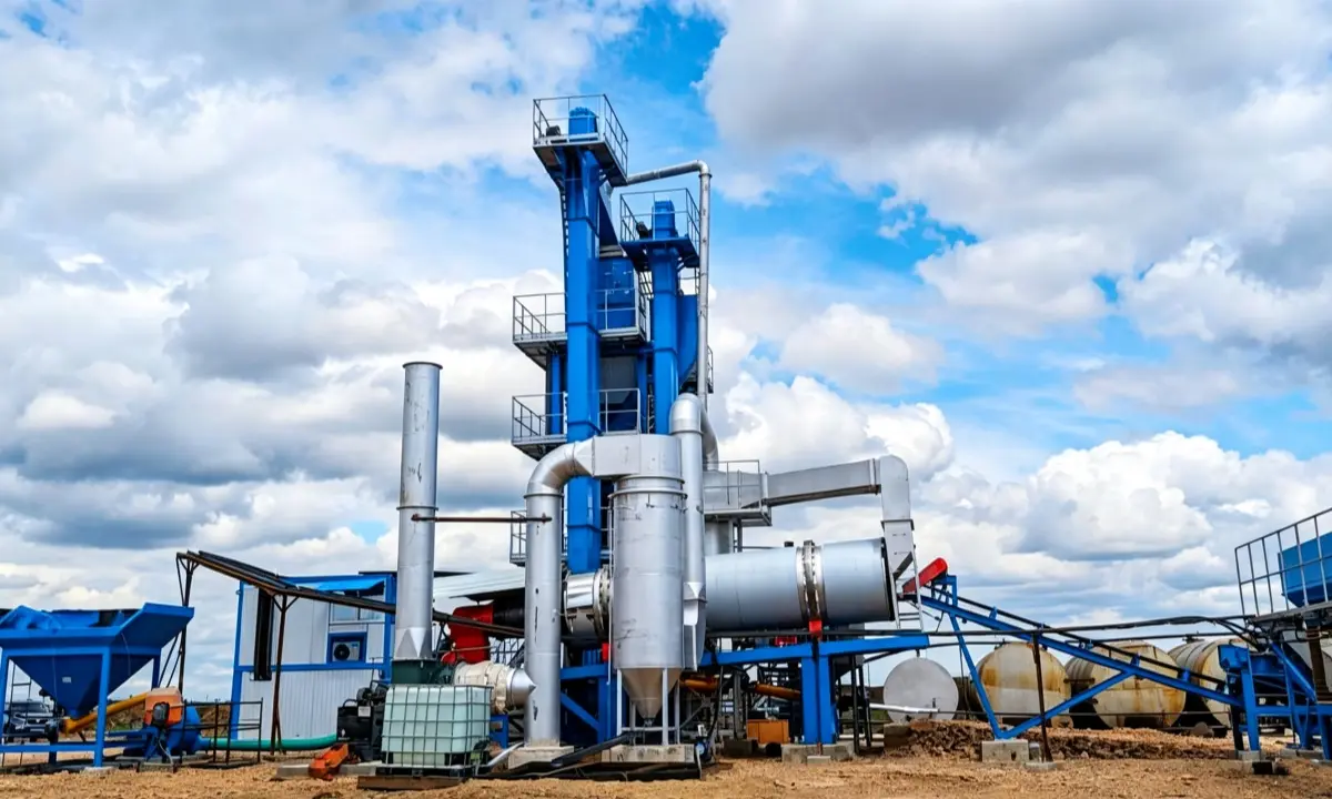 Stationary Asphalt Batch Mixing Plant Operation Site