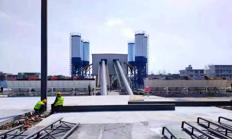 Belt concrete batching plant