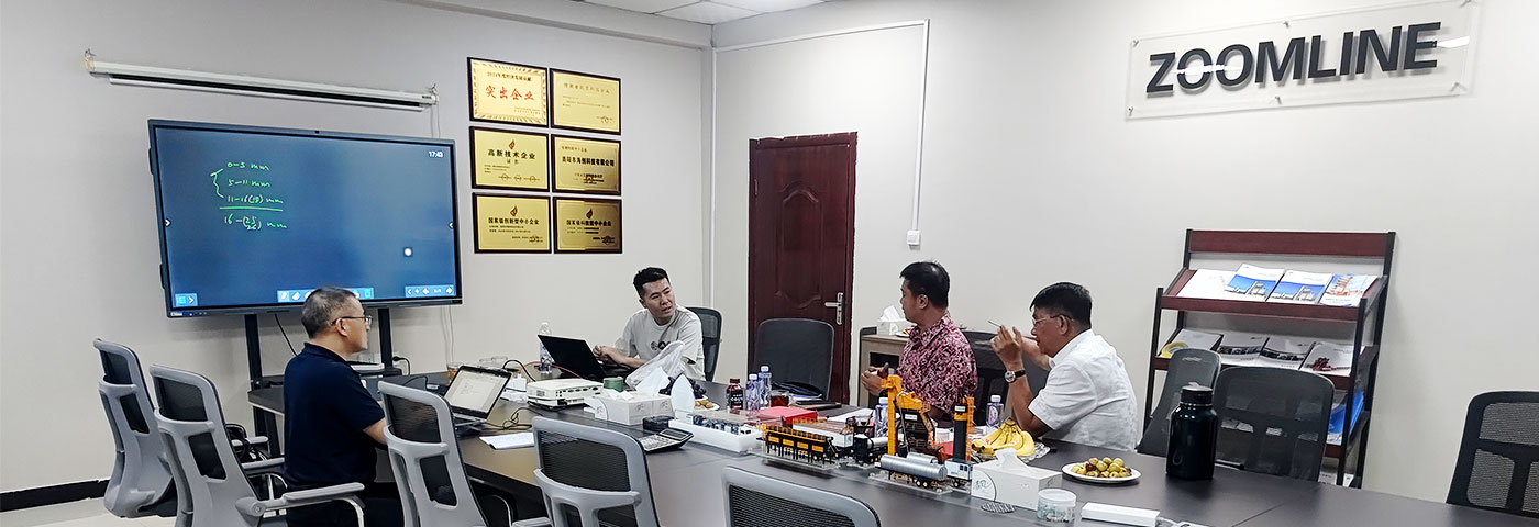 Indonesian Client Visits ZOOMLINE 60t/h Mobile Batch-Type Asphalt Mixing Plant